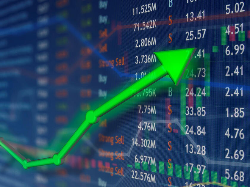 What Does It Mean When an ETF Is Trading at a Premium or Discount?