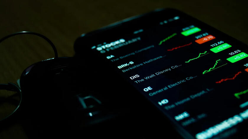 A Simple Guide to Analyzing a Stock Before You Buy