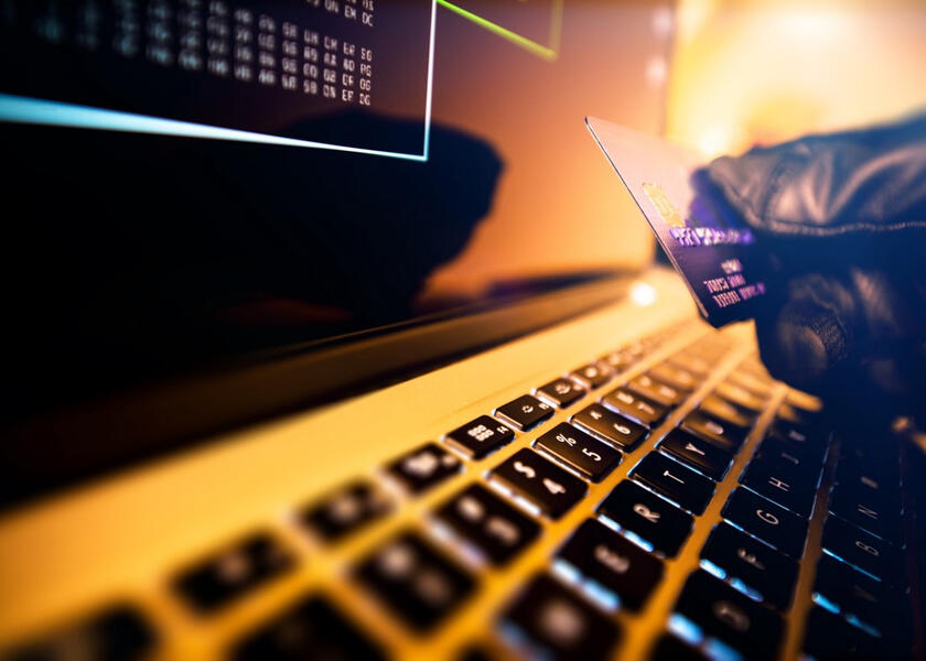 4 Ways to Avoid Online Credit Card Fraud